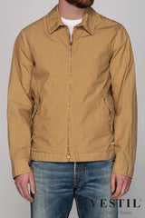 20 zip collar, welt pocket, side and sleeve buttons,