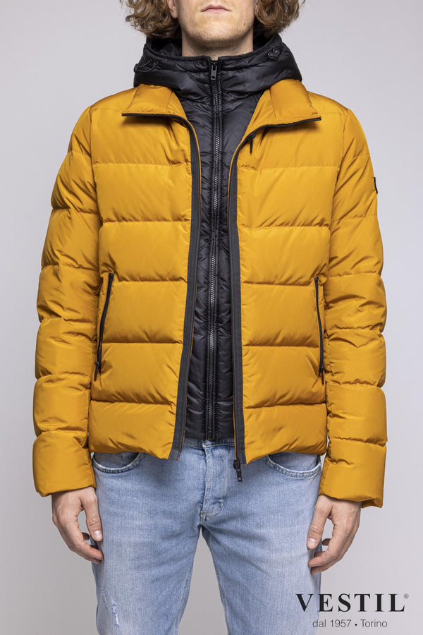 short - zip - contrast hood - 2 front