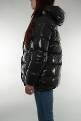 Corto cappuccio staccabile chiusura bottoni trapuntato PI002101 122209487 Herno 