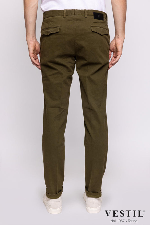 PT05  Pantalone Uomo